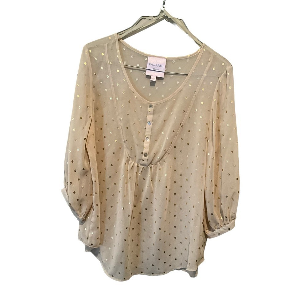 Romeo &‎ Juliet Top Women's Medium Gold Polka Dot Polyester Pleated Scoop Neck
